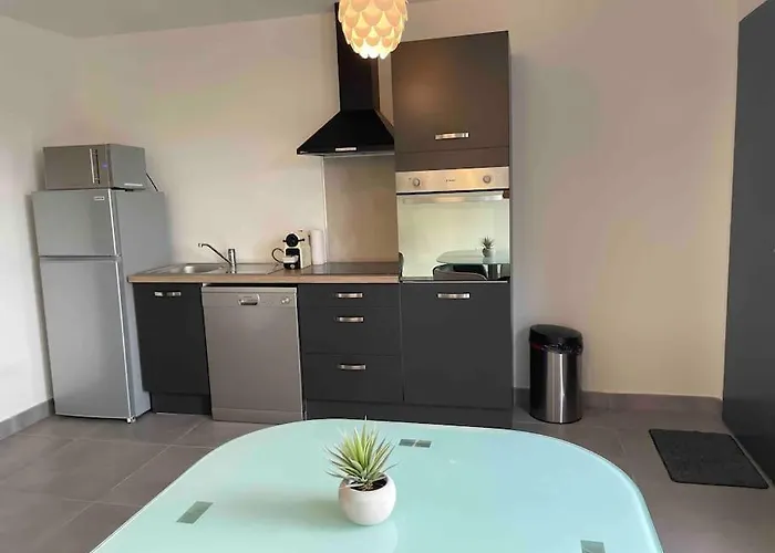 Logement Le Puy Sainte Reparade